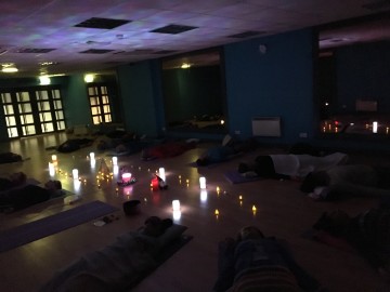 15 December 2017 Christmas special Yoga by candlelight